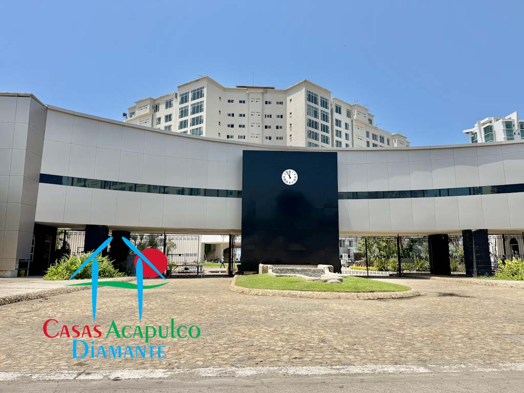 Maralago - Entrada y fachadas 7